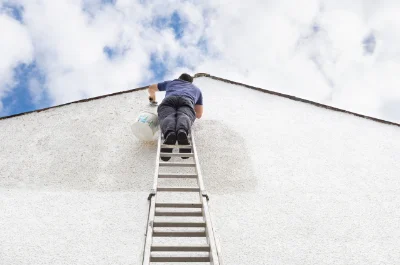 Peinture extérieure à Saint-Étienne-de-Chomeil — façades et ravalement